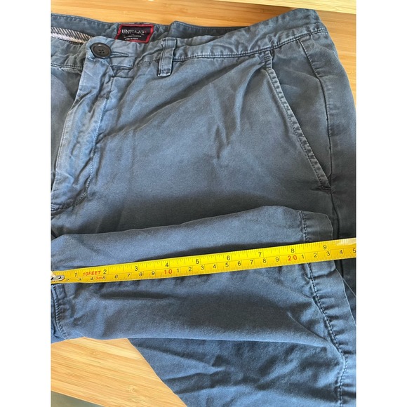 Untuckit Men's sz 36 Blue Chino Shorts Flat Front Washed Blue Cotton 9 in inseam - Picture 2 of 5